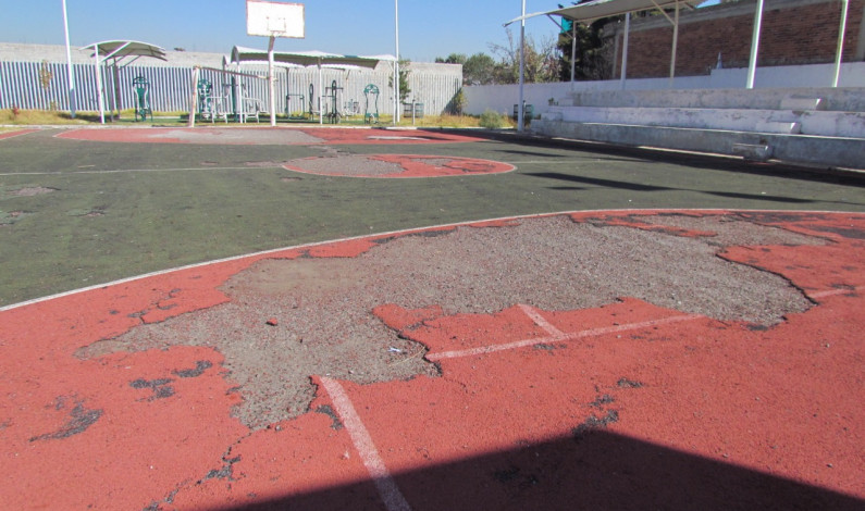 Abandonada y destruida la unidad deportiva La Michoacana, en Metepec