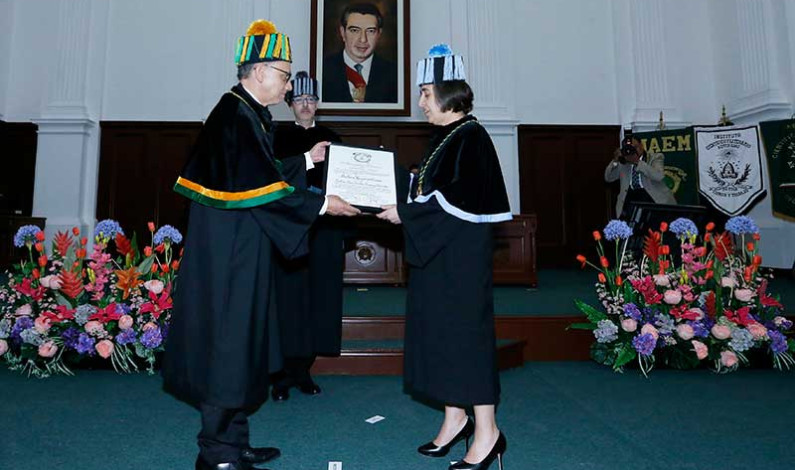 Otorga UAEM Doctorado Honoris Causa a Ana Cecilia Noguez Garrido