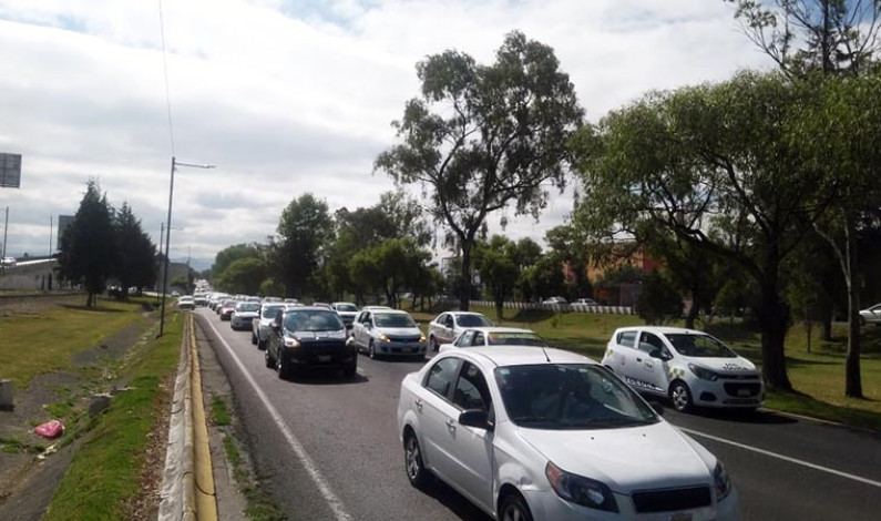 Taxistas mexiquenses rechazan plataformas digitales