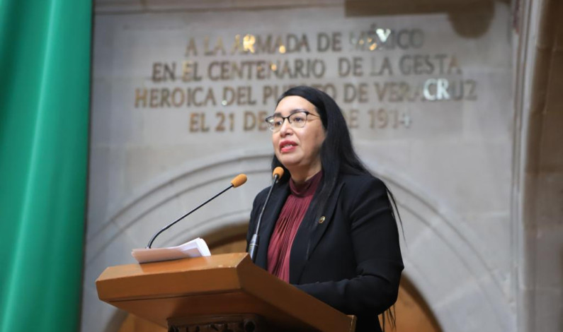 Llama Azucena Cisneros al combate contundente de la corrupción