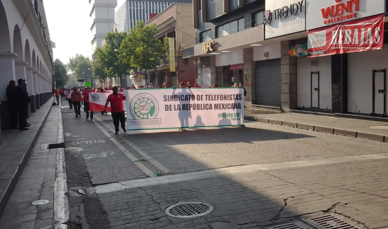 Amenazan con irse a huelga los trabajadores de TELMEX