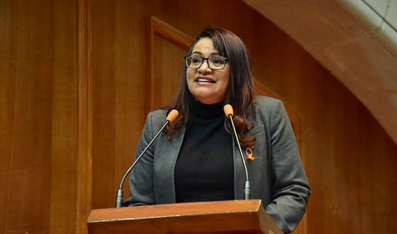 Propone Araceli Casasola juicio político a políticos corruptos