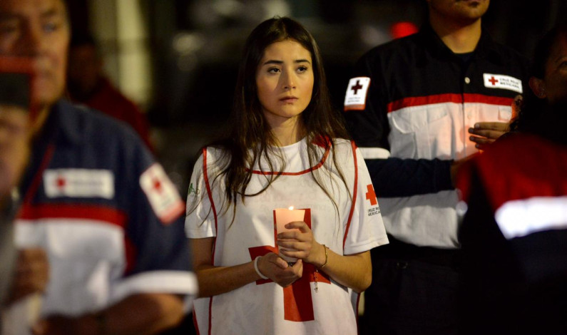 Recuerda Cruz Roja a voluntarios muertos en tareas de ayuda a la población y víctimas de violencia