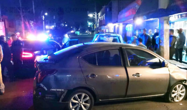 Tras balacera y persecución, policías capturan a violentos ladrones de autos