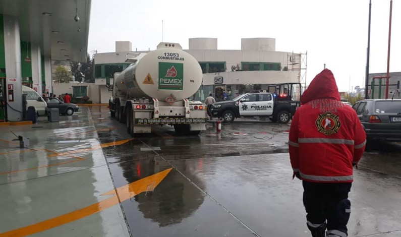 “Oportunas y eficaces” las acciones de Toluca contra desabasto de combustibles, pero siguen las filas en gasolineras