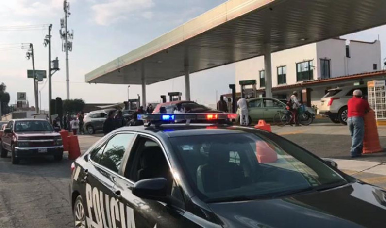 Resguarda policía de Metepec orden en gasolineras