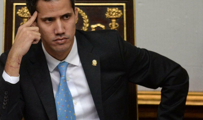 Inhabilita gobierno venezolano a Juan Guaidó para ejercer cargos públicos
