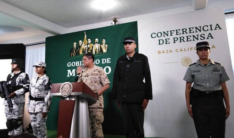 Presenta AMLO uniforme de la Guardia Nacional; en 10 días nombrará al “jefe”