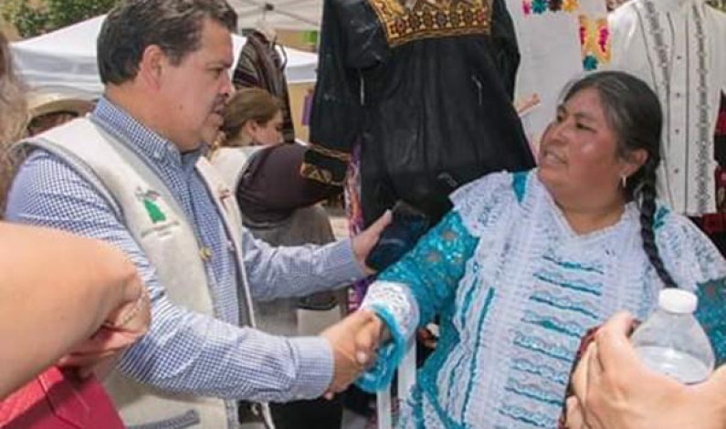 Celebra Zinacantepec Día Municipal del Indígena