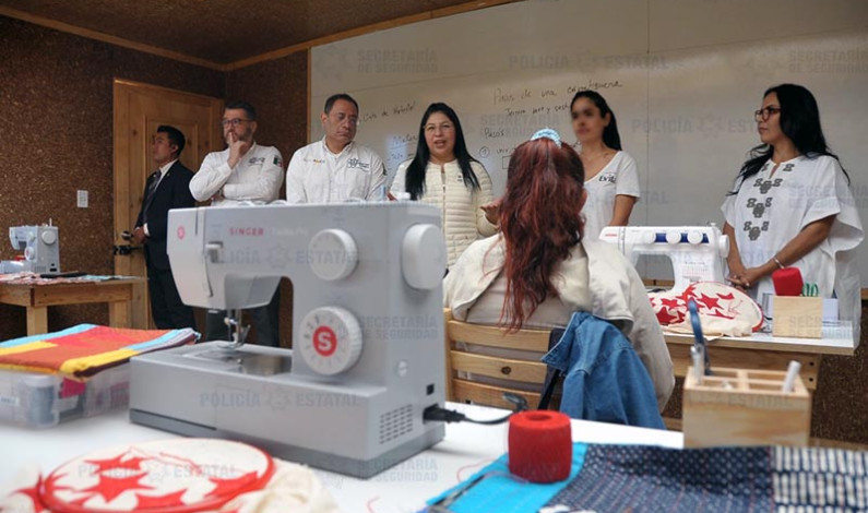 Impulsan reinserción social con trabajo en cárceles mexiquenses