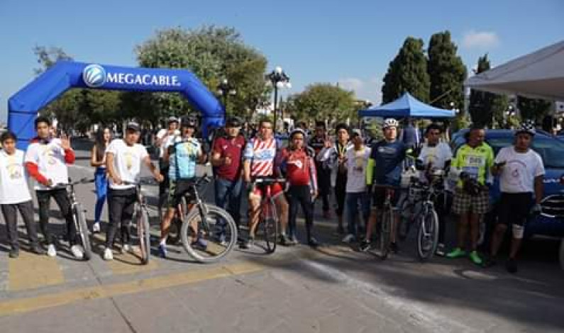 Fomenta Almoloya de Juárez el deporte con carrera de ciclismo de montaña