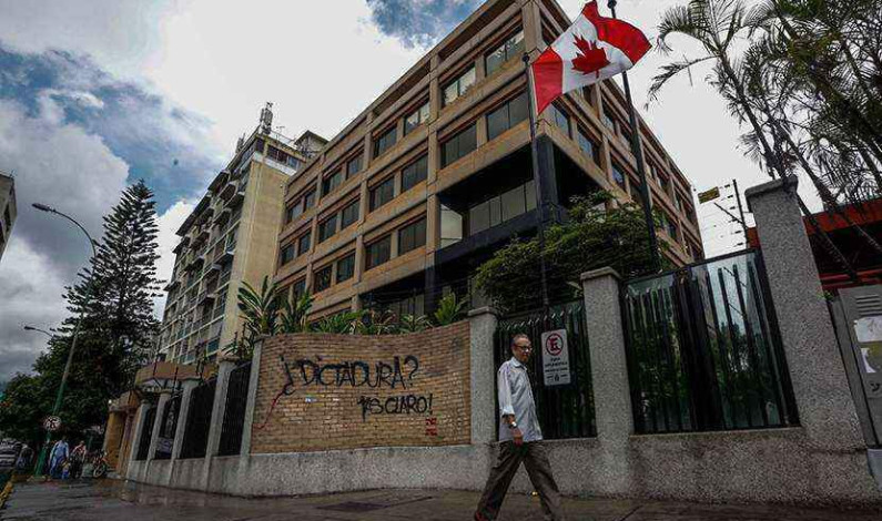 Suspende Canadá operaciones en su embajada de Venezuela