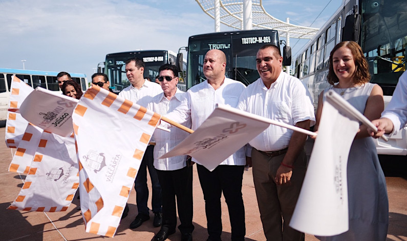 Arrancan nuevo modelo de transporte en Puerto Vallarta