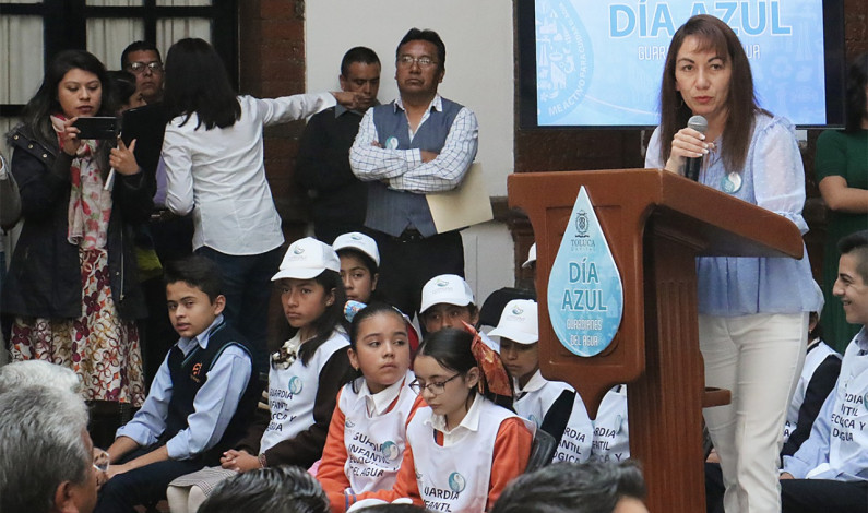 Emprende Toluca lucha frontal a favor del agua con el Día Azul
