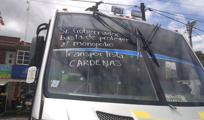 «Regularizan» en horas autobuses del ex secretario del Transporte