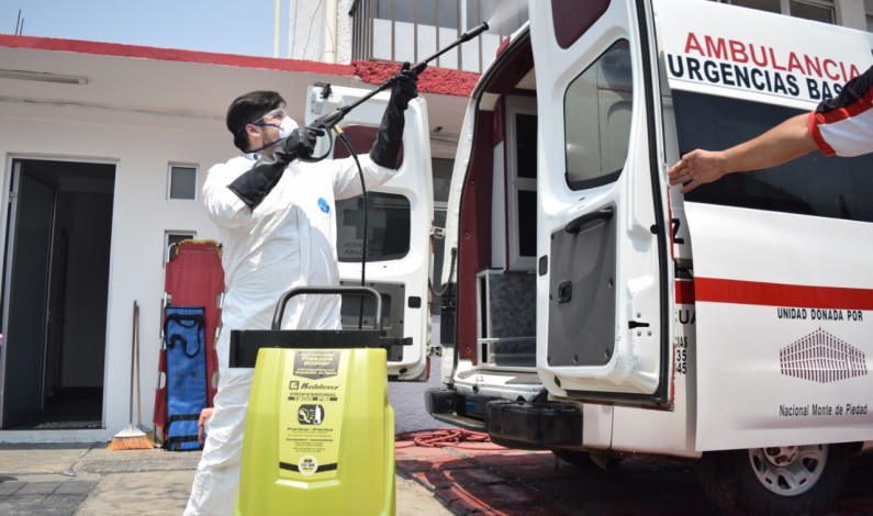 Donan hidrolavadoras a Cruz Roja para sanitizar ambulancias