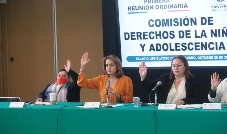 Exige Ana Lilia Herrera medicamentos gratuitos a población sin seguridad social