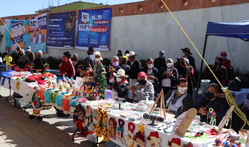 Realiza Huixquilucan Expo Venta del Adulto Mayor