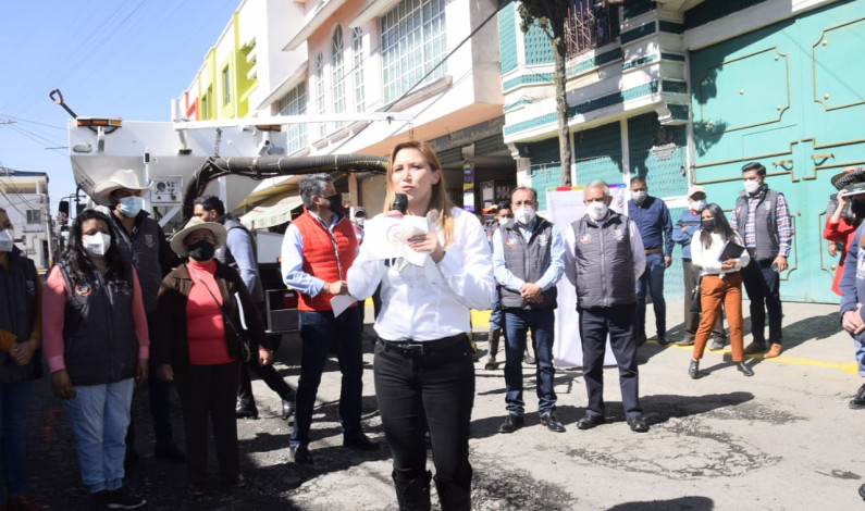 Rescata Ana Muñiz Neyra las calles de San Mateo Atenco