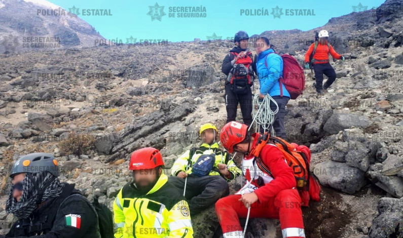 Rescatan alpinista accidentado en el Iztaccíhuatl