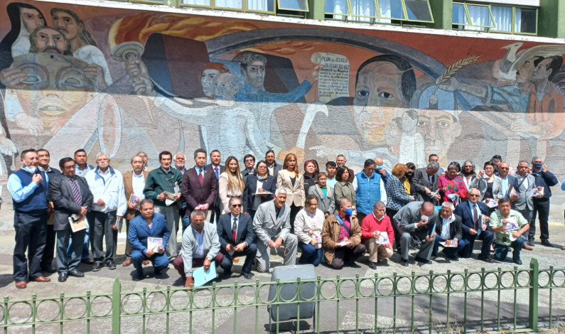 Instalan nueva Mesa Directiva de la Asociación Mexiquense de Cronistas Municipales