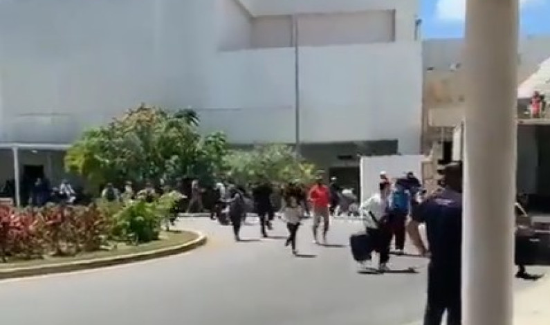 Caos por balacera en Aeropuerto Internacional de Cancún