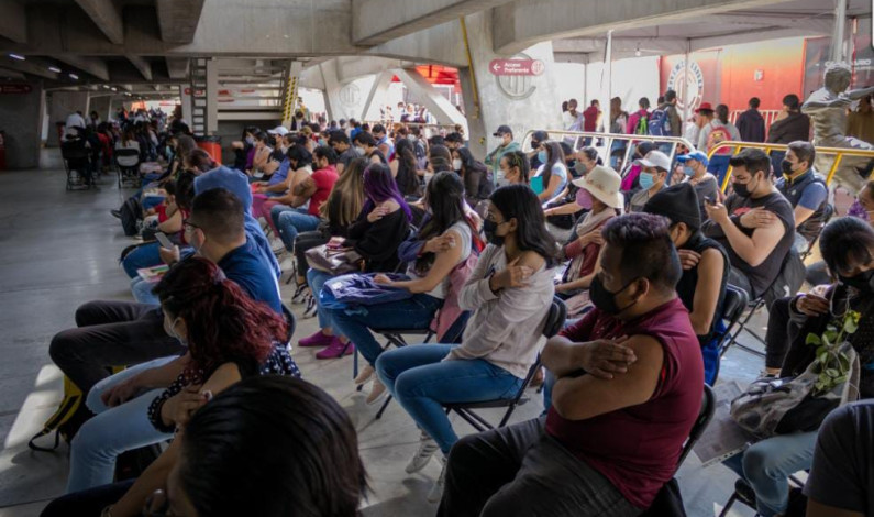 Vacunan en Toluca a 138 mil 517 personas contra Covid-19