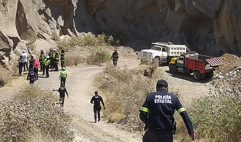 Deja cuatro lesionados un derrumbe en una mina de piedra de Toluca