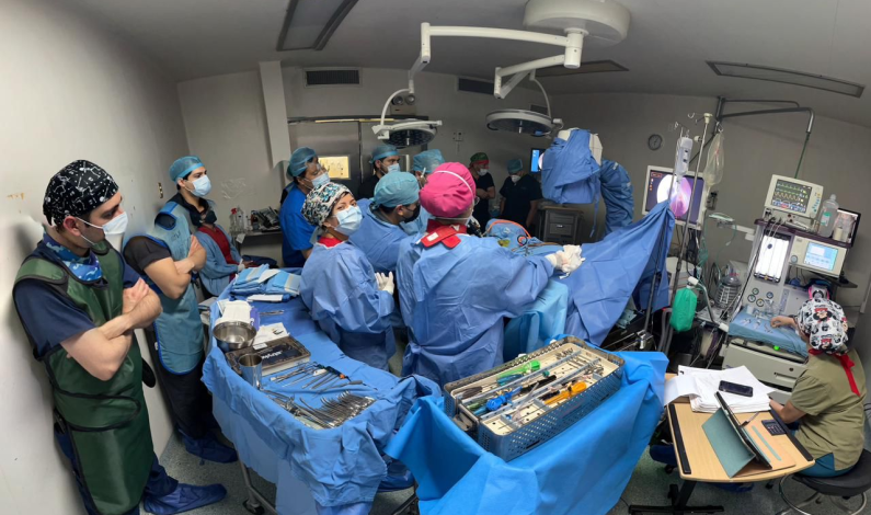 Realizan cirugía especialistas del ISSSTE que salva cadera de derechohabiente en San Luis Potosí