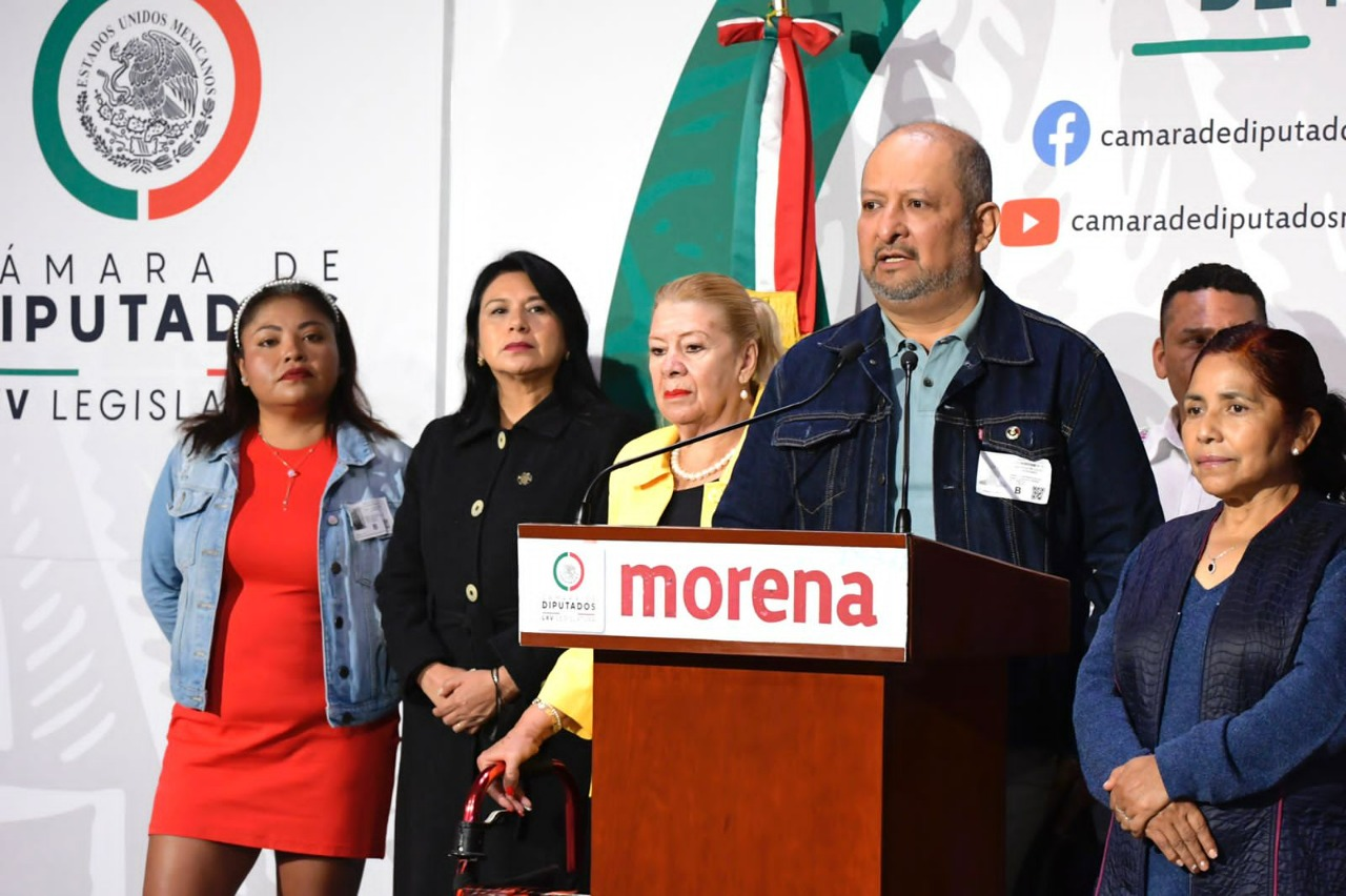 Se “alinean” diputados locales de Morena en torno a Delfina Gómez | Diario  Puntual